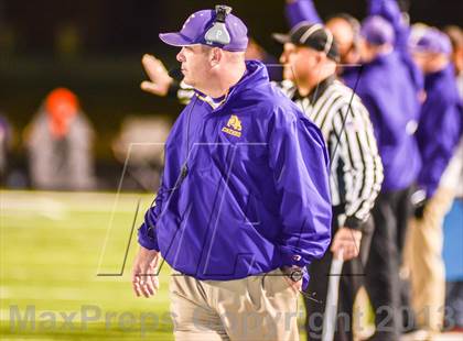 Thumbnail 3 in Leonard vs Edgewood (UIL 2A Bi-District Playoff) photogallery.