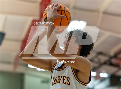 Thumbnail 2 in Shiloh Christian vs Lake Hamilton (Billy Ply Classic) photogallery.