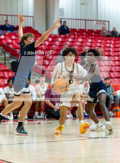 Thumbnail 1 in Shiloh Christian vs Lake Hamilton (Billy Ply Classic) photogallery.