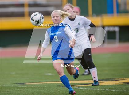Thumbnail 2 in Millard North @ Pius X photogallery.