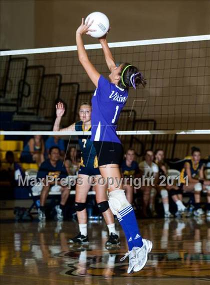 Thumbnail 3 in Johansen @ Gregori photogallery.
