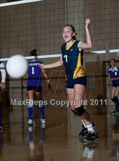 Thumbnail 3 in Johansen @ Gregori photogallery.