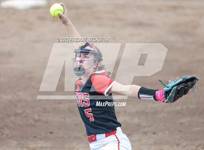 Thumbnail 2 in Katy vs. Forney (UIL 6A D2 Softball Final) photogallery.