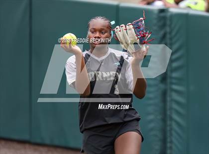 Thumbnail 2 in Katy vs. Forney (UIL 6A D2 Softball Final) photogallery.