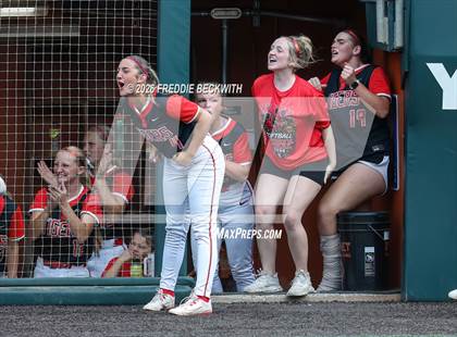 Thumbnail 2 in Katy vs. Forney (UIL 6A D2 Softball Final) photogallery.