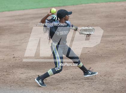 Thumbnail 2 in Katy vs. Forney (UIL 6A D2 Softball Final) photogallery.