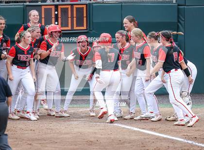 Thumbnail 1 in Katy vs. Forney (UIL 6A D2 Softball Final) photogallery.