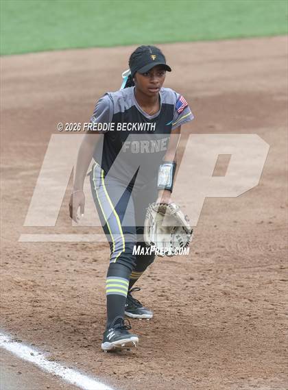 Thumbnail 1 in Katy vs. Forney (UIL 6A D2 Softball Final) photogallery.