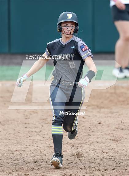 Thumbnail 2 in Katy vs. Forney (UIL 6A D2 Softball Final) photogallery.