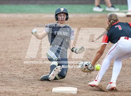 Thumbnail 1 in Katy vs. Forney (UIL 6A D2 Softball Final) photogallery.
