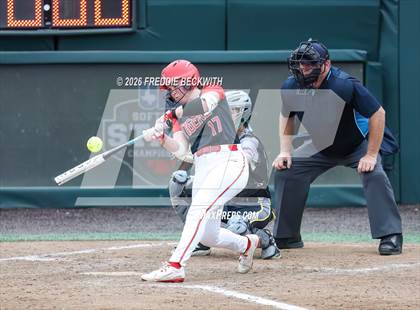 Thumbnail 2 in Katy vs. Forney (UIL 6A D2 Softball Final) photogallery.