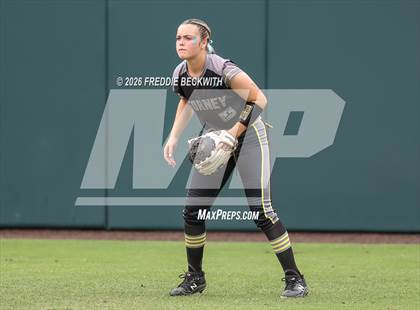 Thumbnail 1 in Katy vs. Forney (UIL 6A D2 Softball Final) photogallery.