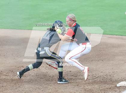 Thumbnail 3 in Katy vs. Forney (UIL 6A D2 Softball Final) photogallery.