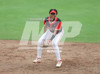 Thumbnail 2 in Katy vs. Forney (UIL 6A D2 Softball Final) photogallery.