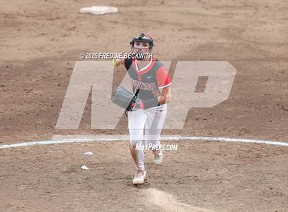 Thumbnail 1 in Katy vs. Forney (UIL 6A D2 Softball Final) photogallery.