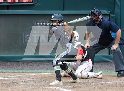 Thumbnail 2 in Katy vs. Forney (UIL 6A D2 Softball Final) photogallery.