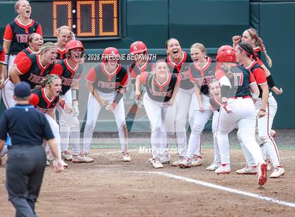 Thumbnail 2 in Katy vs. Forney (UIL 6A D2 Softball Final) photogallery.