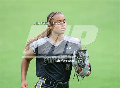 Thumbnail 3 in Katy vs. Forney (UIL 6A D2 Softball Final) photogallery.