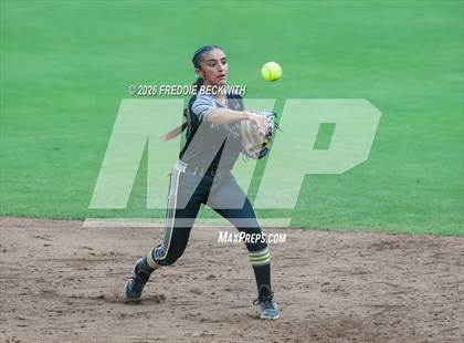 Thumbnail 1 in Katy vs. Forney (UIL 6A D2 Softball Final) photogallery.