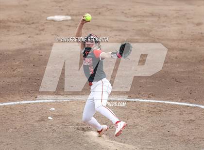 Thumbnail 1 in Katy vs. Forney (UIL 6A D2 Softball Final) photogallery.