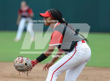 Thumbnail 2 in Katy vs. Forney (UIL 6A D2 Softball Final) photogallery.
