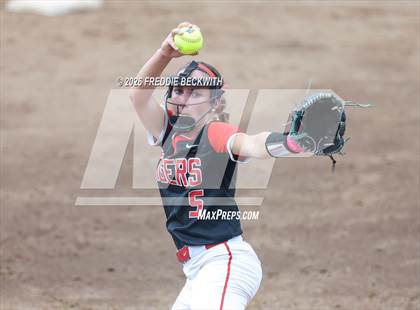 Thumbnail 1 in Katy vs. Forney (UIL 6A D2 Softball Final) photogallery.