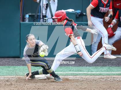 Thumbnail 3 in Katy vs. Forney (UIL 6A D2 Softball Final) photogallery.