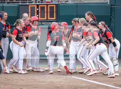 Thumbnail 3 in Katy vs. Forney (UIL 6A D2 Softball Final) photogallery.