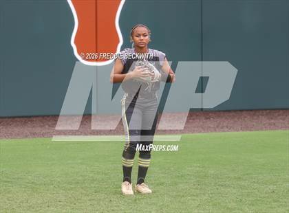 Thumbnail 2 in Katy vs. Forney (UIL 6A D2 Softball Final) photogallery.
