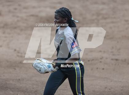 Thumbnail 2 in Katy vs. Forney (UIL 6A D2 Softball Final) photogallery.