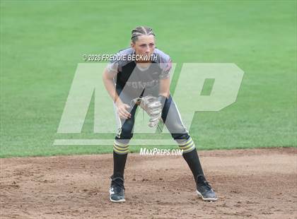 Thumbnail 3 in Katy vs. Forney (UIL 6A D2 Softball Final) photogallery.