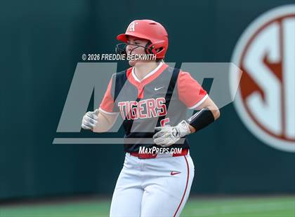 Thumbnail 3 in Katy vs. Forney (UIL 6A D2 Softball Final) photogallery.