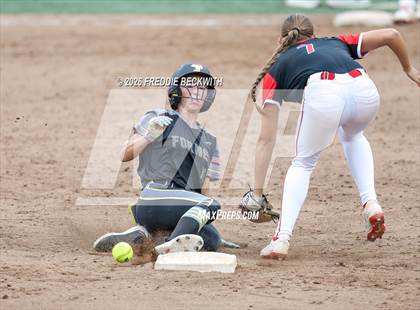 Thumbnail 3 in Katy vs. Forney (UIL 6A D2 Softball Final) photogallery.