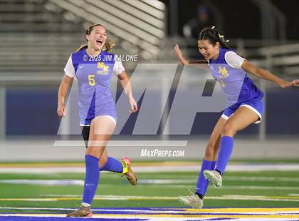 Thumbnail 2 in Woodside @ Newark Memorial photogallery.