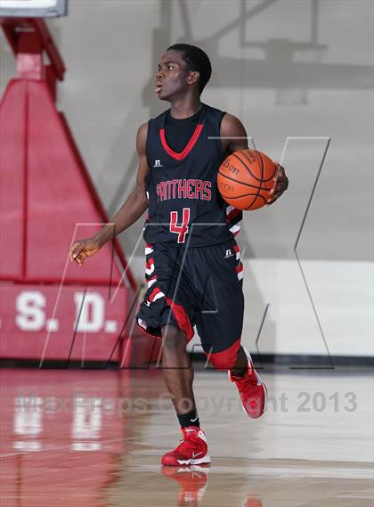 Thumbnail 3 in Westfield vs. Hillcrest (McDonald's Texas Invitational) photogallery.