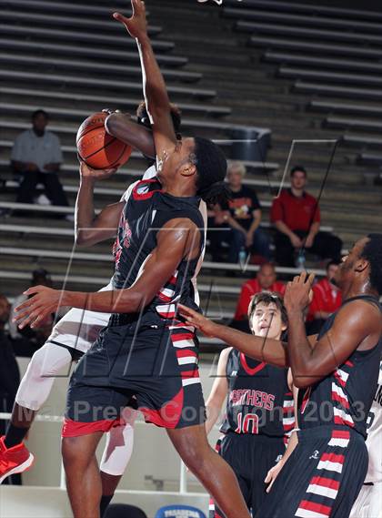 Thumbnail 2 in Westfield vs. Hillcrest (McDonald's Texas Invitational) photogallery.