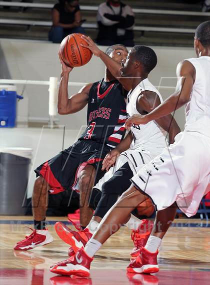 Thumbnail 2 in Westfield vs. Hillcrest (McDonald's Texas Invitational) photogallery.