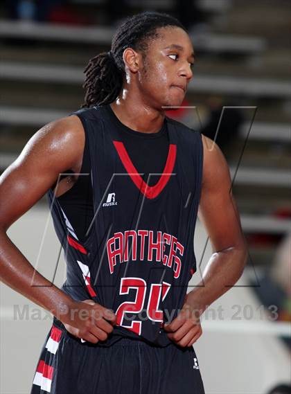 Thumbnail 3 in Westfield vs. Hillcrest (McDonald's Texas Invitational) photogallery.