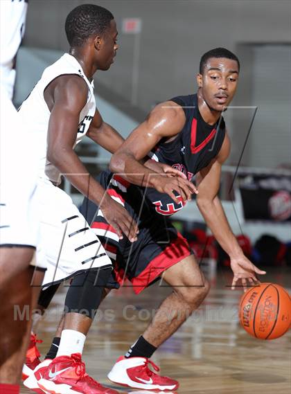Thumbnail 2 in Westfield vs. Hillcrest (McDonald's Texas Invitational) photogallery.
