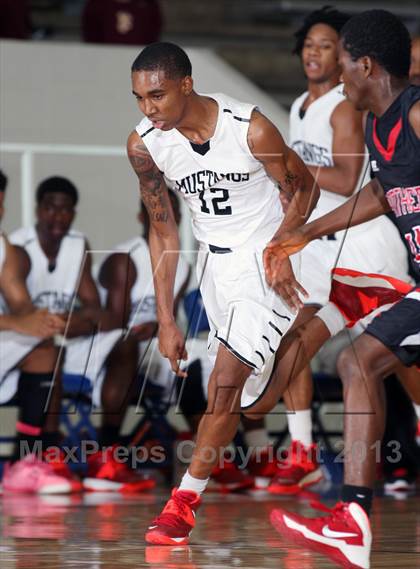 Thumbnail 3 in Westfield vs. Hillcrest (McDonald's Texas Invitational) photogallery.