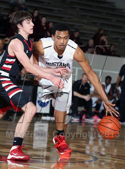 Thumbnail 3 in Westfield vs. Hillcrest (McDonald's Texas Invitational) photogallery.