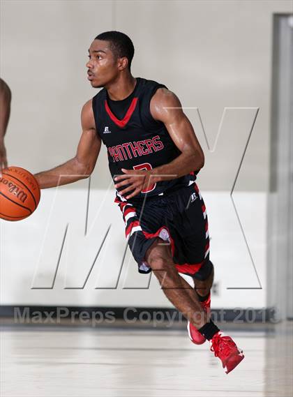 Thumbnail 3 in Westfield vs. Hillcrest (McDonald's Texas Invitational) photogallery.