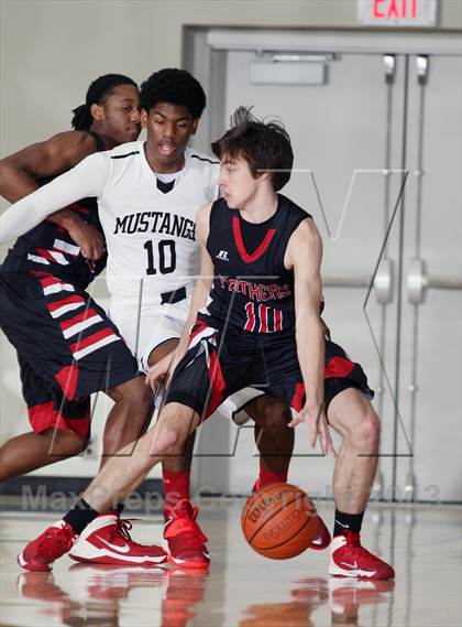 Thumbnail 2 in Westfield vs. Hillcrest (McDonald's Texas Invitational) photogallery.