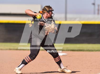 Thumbnail 2 in Apple Valley @ Hesperia photogallery.