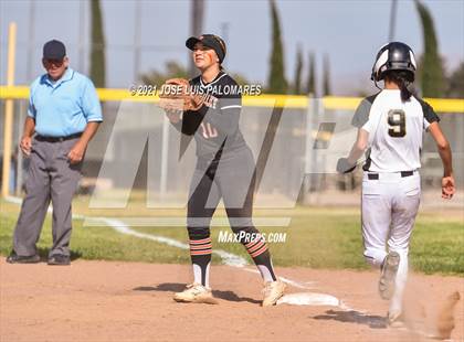 Thumbnail 3 in Apple Valley @ Hesperia photogallery.