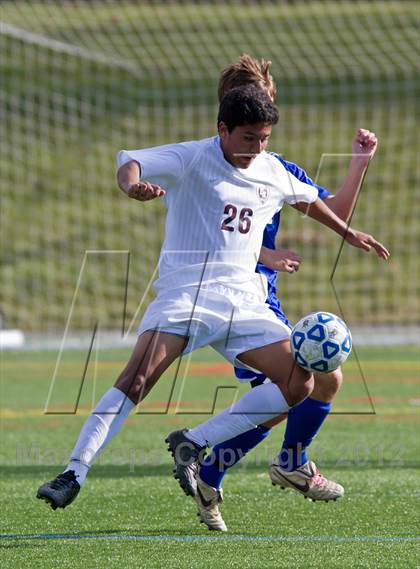 Thumbnail 3 in Elwood-Glenn vs. East Hampton (Suffolk Class A Final) photogallery.