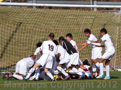 Thumbnail 3 in Elwood-Glenn vs. East Hampton (Suffolk Class A Final) photogallery.