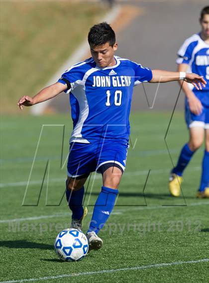 Thumbnail 1 in Elwood-Glenn vs. East Hampton (Suffolk Class A Final) photogallery.