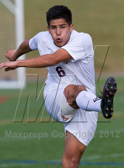 Thumbnail 1 in Elwood-Glenn vs. East Hampton (Suffolk Class A Final) photogallery.