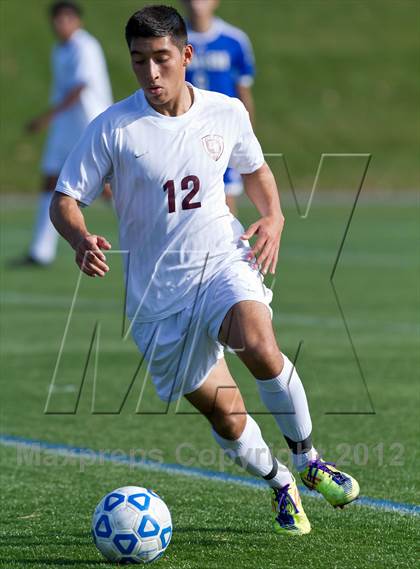 Thumbnail 2 in Elwood-Glenn vs. East Hampton (Suffolk Class A Final) photogallery.